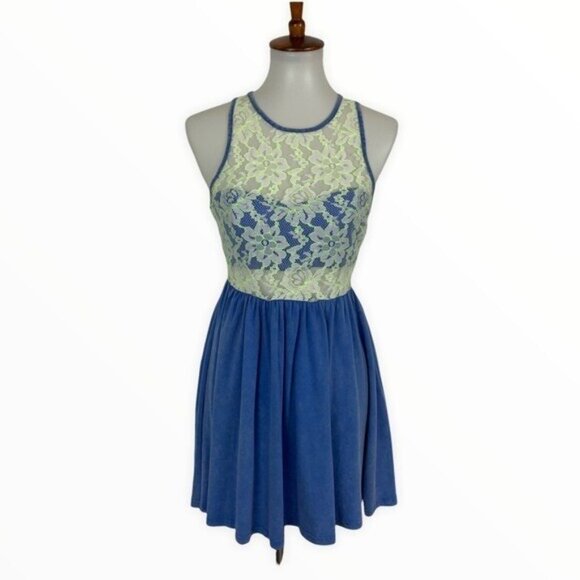 Do Be Blue Lace Overlay Skater Dress Sleeveless Fit And Flare Cocktail Party S - Picture 1 of 7